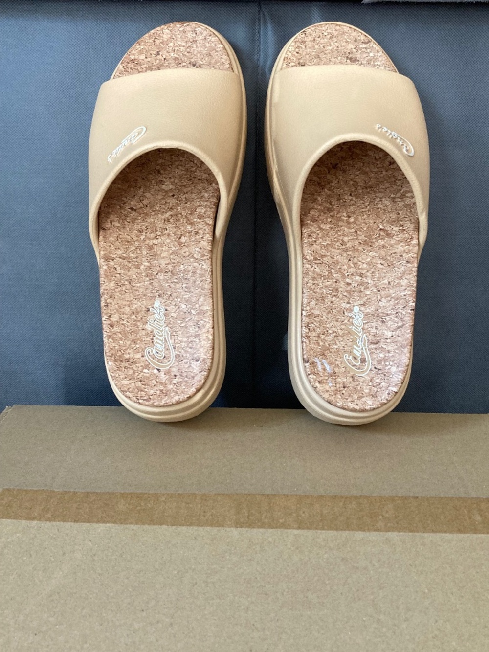 New Candies Women's Tan Rubber Slide Sandals Sz 9